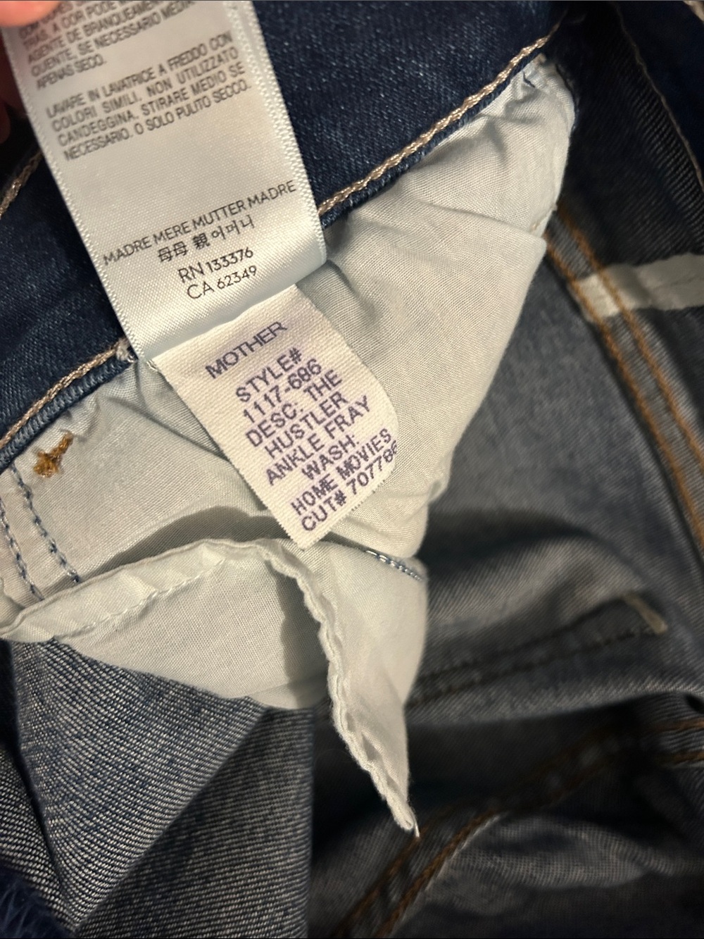 MOTHER Denim The Hustler Ankle Fray Jeans in Home Movies π₯πΏ - Picture 10 of 11